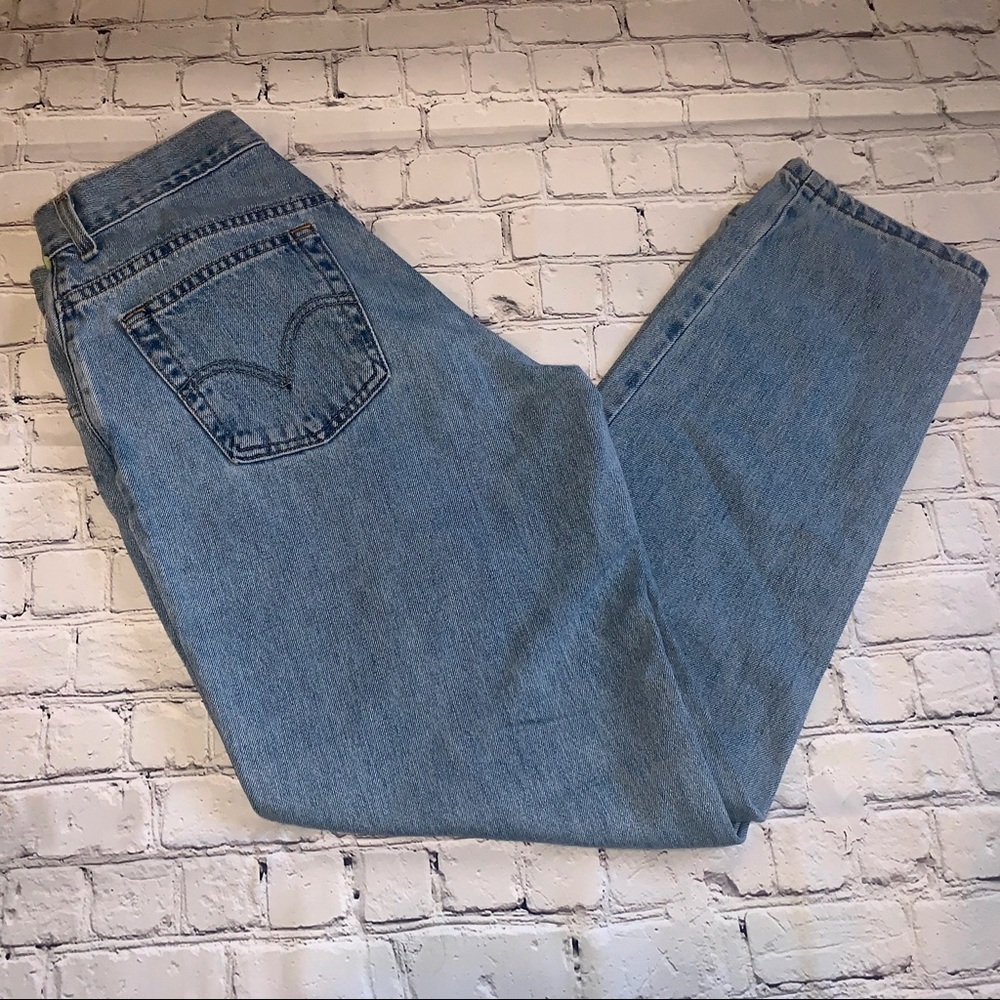 Authentic High Waist Levi’s